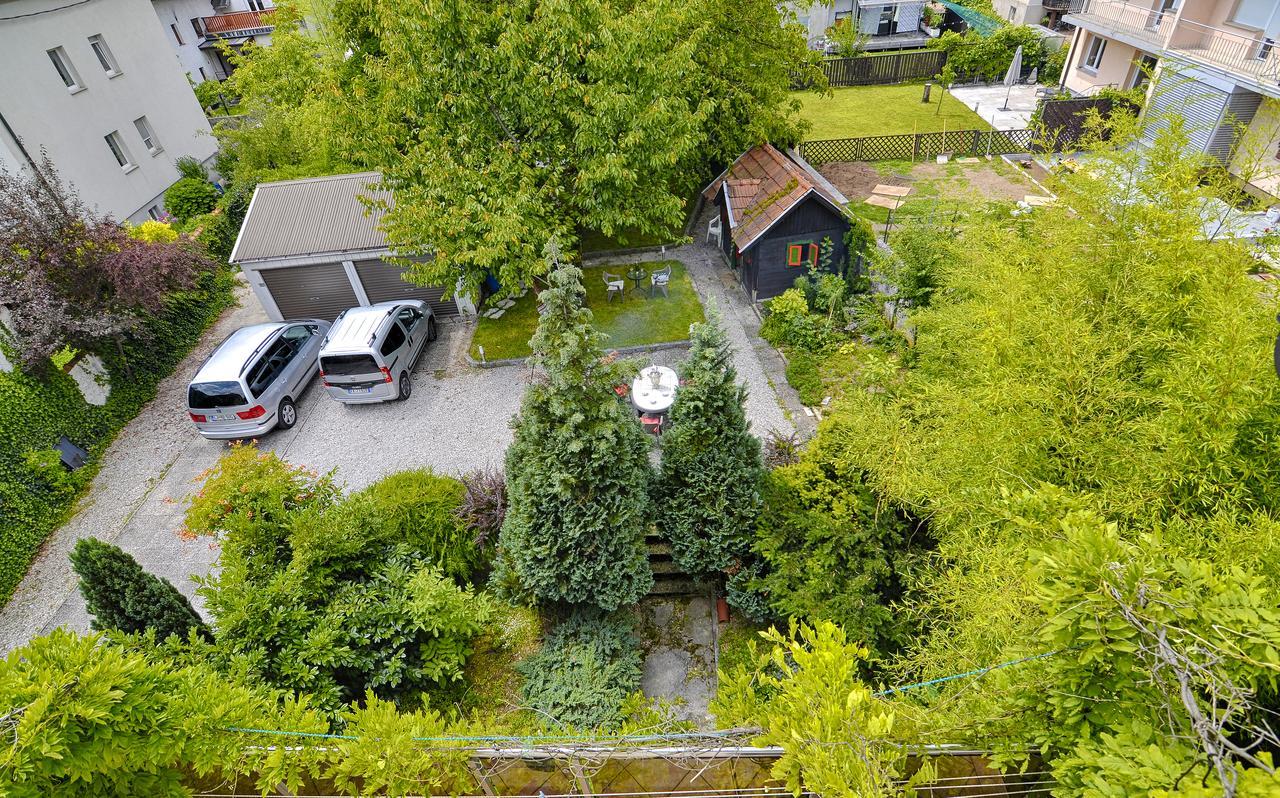 Guesthouse Greenslo Lubiana Esterno foto