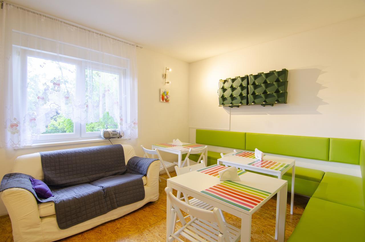 Guesthouse Greenslo Lubiana Esterno foto